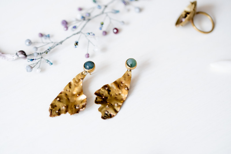Leaf Granulated Earrings with Aventurine