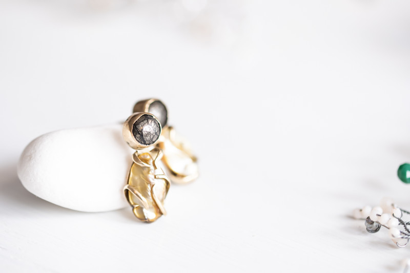 Marcasite Earrings Hugging Wild Pearls